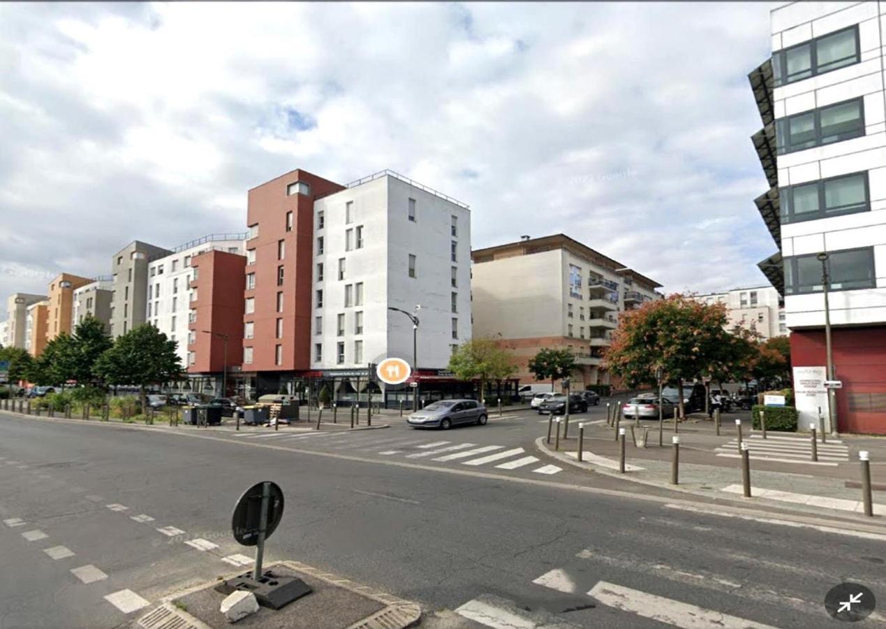 2 Pieces Proche Du Centre Paris 15 Min Appartement Rosny-sous-Bois Buitenkant foto