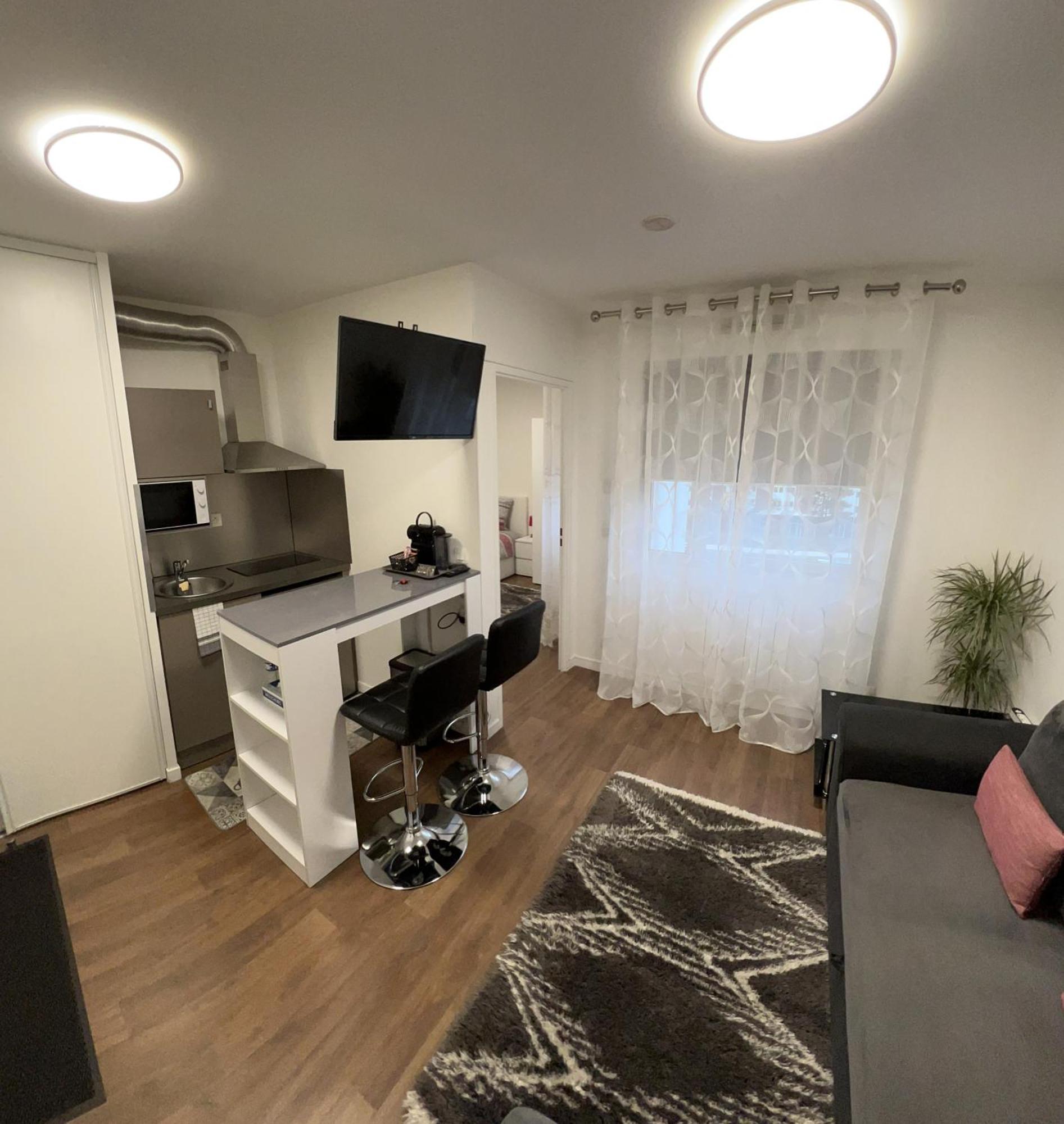 2 Pieces Proche Du Centre Paris 15 Min Appartement Rosny-sous-Bois Buitenkant foto